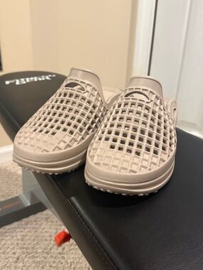 Lusso Scenario Slide (Goat)